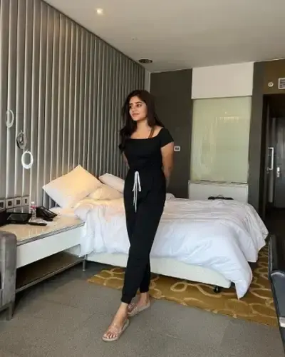 Call Girls Querim Cash On Delivery